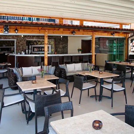 Nicolas Hotel
