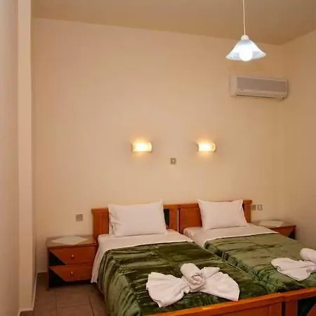Nicolas Hotel