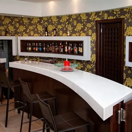 Hotel Nicolas 2*