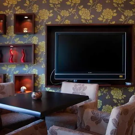 Nicolas Hotel 2*